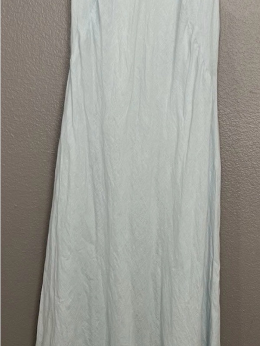 Banana Republic Black and Cream Brand Label Close-Up